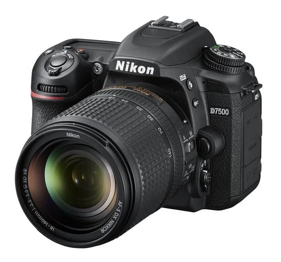 Фотоаппарат NIKON D7500+18-140mm VR kit
